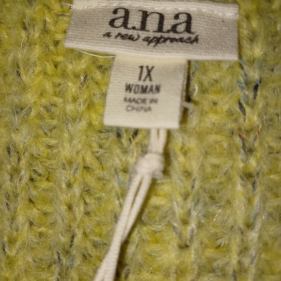 Plus size a.n.a sleeveless sweater pull over vest. Womens 1X. - Picture 4 of 6